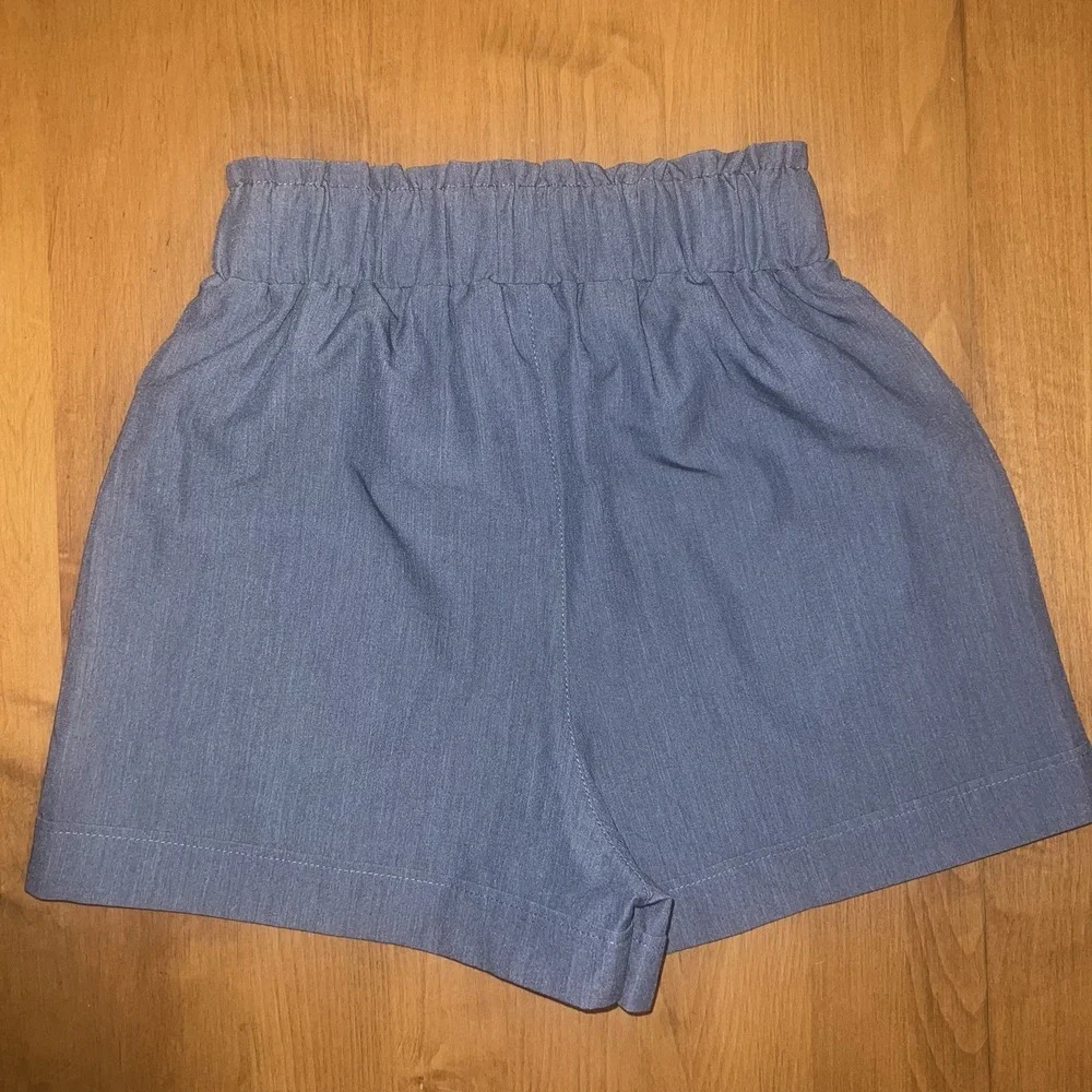 NEW Women's Glam Shorts Size Small, Denim Blue Color, High‎ Waisted